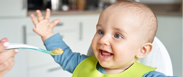 Key Tips for Starting  Solids in Infants