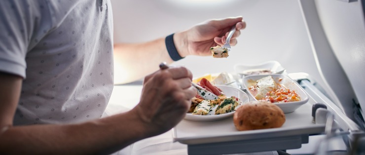 The Healthiest Plane Food, According to an Insider