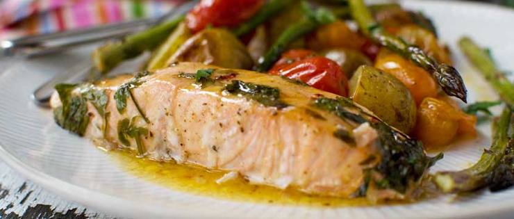 Lemon Butter Salmon with Potatoes and Asparagus