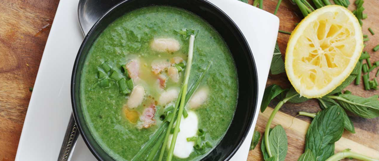 Spinach, Cannellini Bean and Bacon Soup